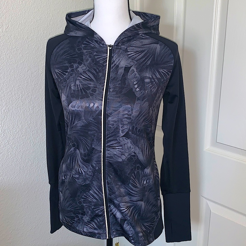 Saucony hooded zip up running jacket